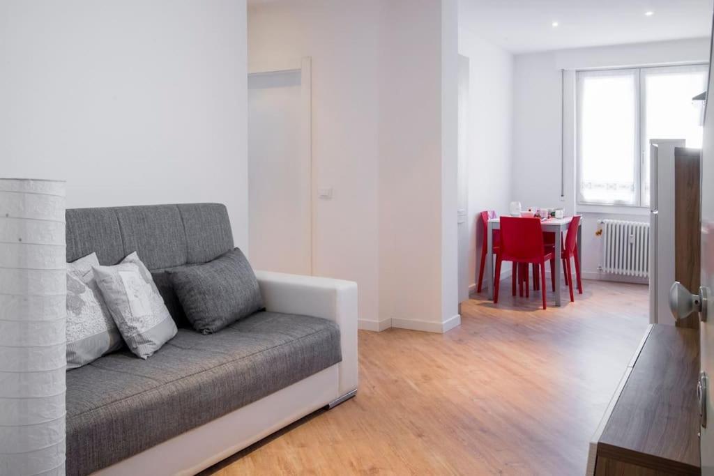 B&B Gocciadoro 26 Nuovo, Climatizzato, Zona Ospedale, Posto Auto Тренто Экстерьер фото